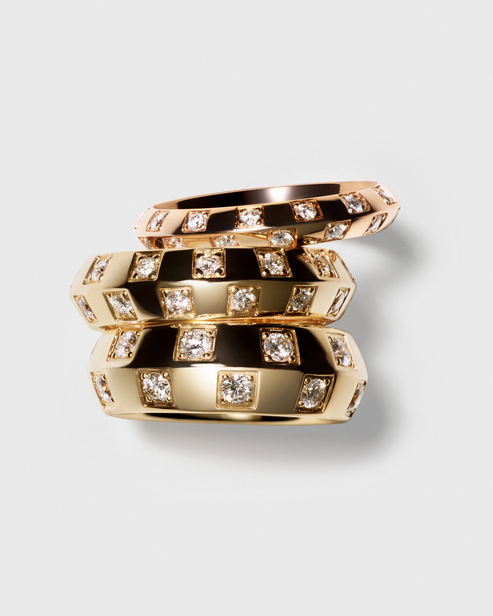 Candle Ile Blanche - Home and Art of Dining | LOUIS VUITTON