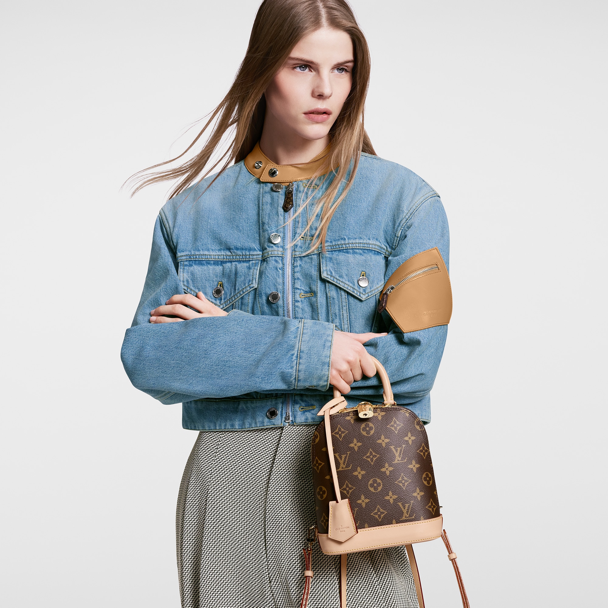 Alma Backpack Monogram in Women