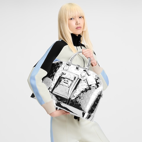 Alma Travel in Women's Travel Travel Bags collections by Louis Vuitton (Product zoom)