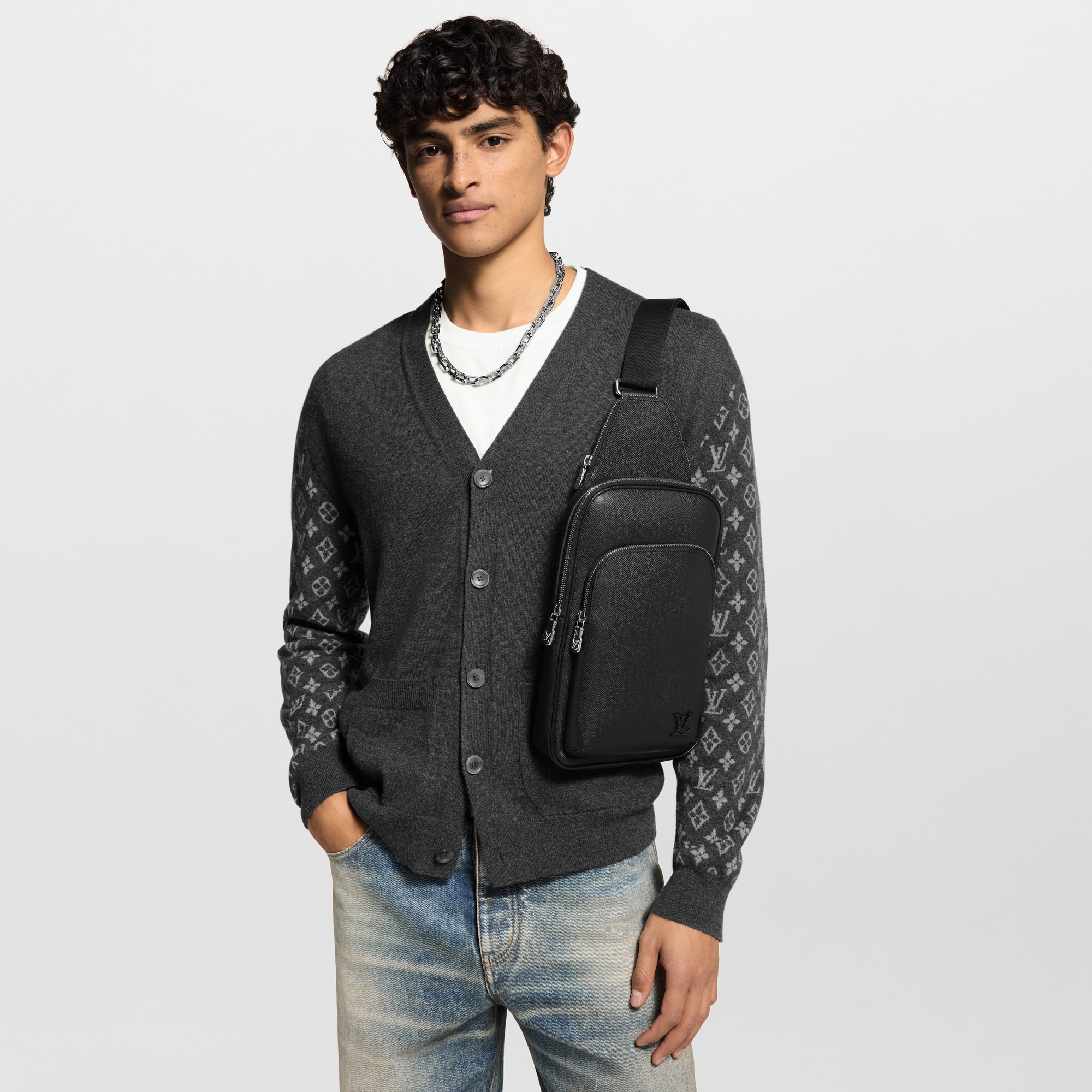 Avenue Slingbag Taiga Leather in Men