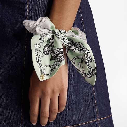 Blooming Monogram Scrunchy . in Women's Accessories Hair Accessories collections by Louis Vuitton (Product zoom)