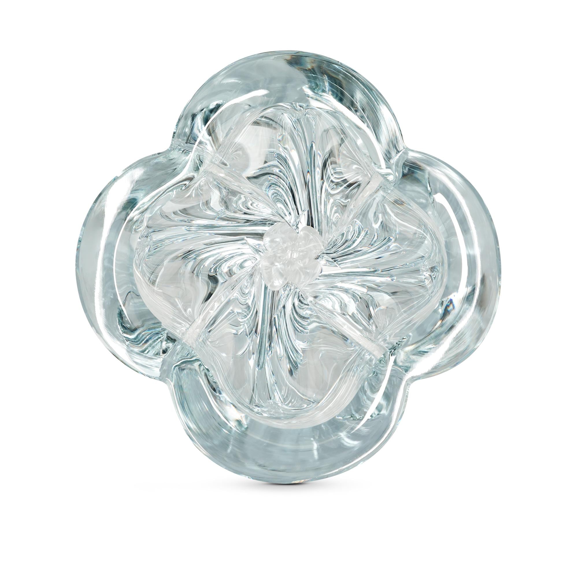 Blossom Vase by Tokujin Yoshioka  in Trunks, Travel and Home