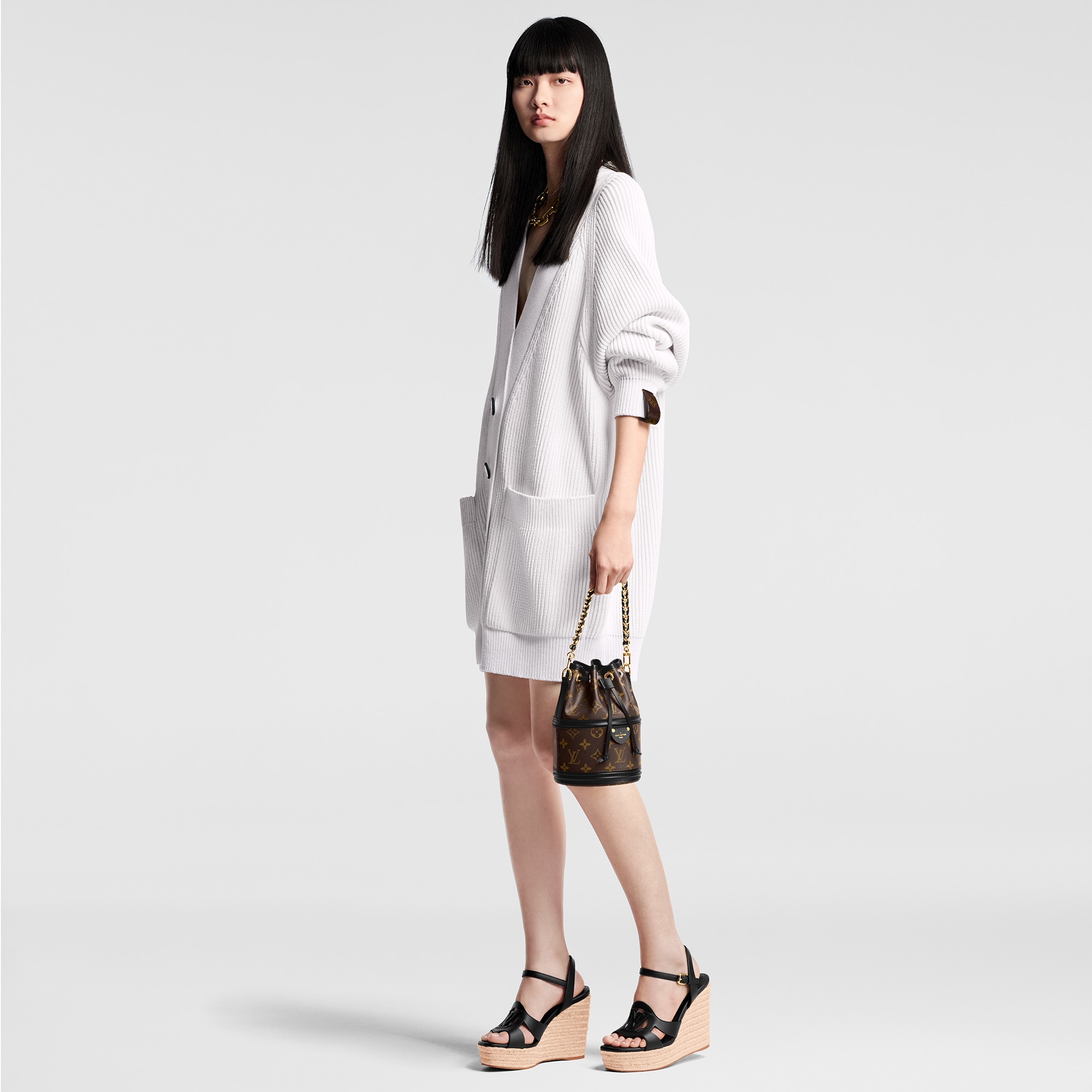 Canoé Monogram in Women