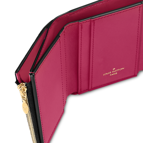 Capucines XS Wallet Taurillon in Women's Wallets and Small Leather Goods All Wallets and Small Leather Goods for Women collections by Louis Vuitton (Product zoom)