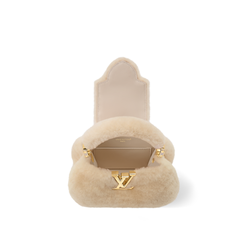 Capusnow Capucines in Women's Handbags Capucines collections by Louis Vuitton (Product zoom)