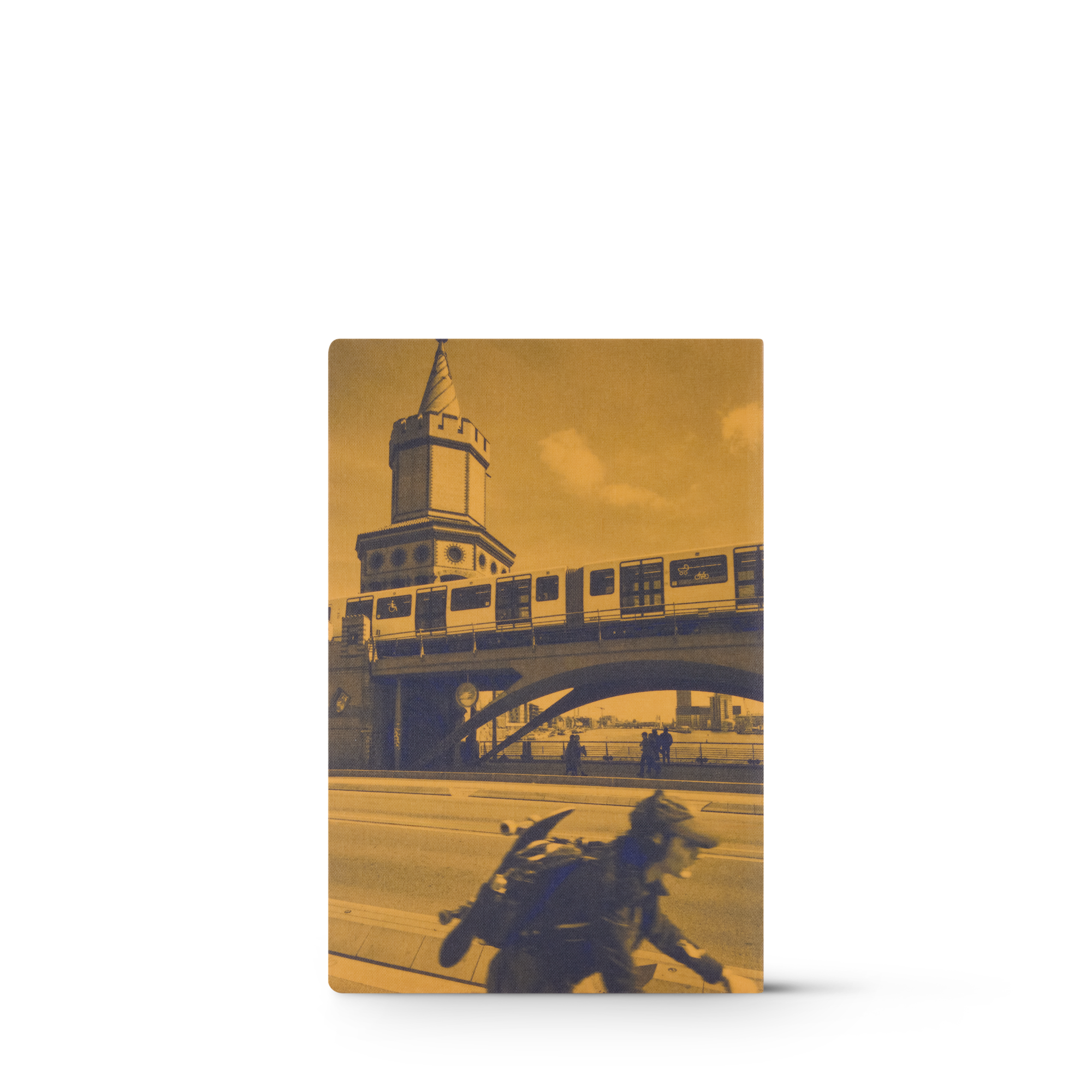 City Guide Berlin  in Trunks, Travel and Home