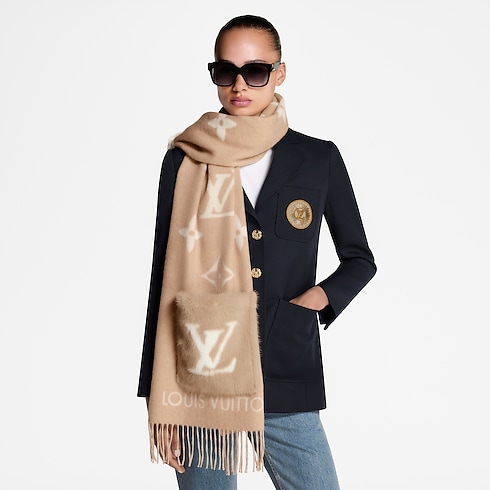 Cold Reykjavik Scarf . in Women's Accessories Women's Scarves collections by Louis Vuitton (Product zoom)
