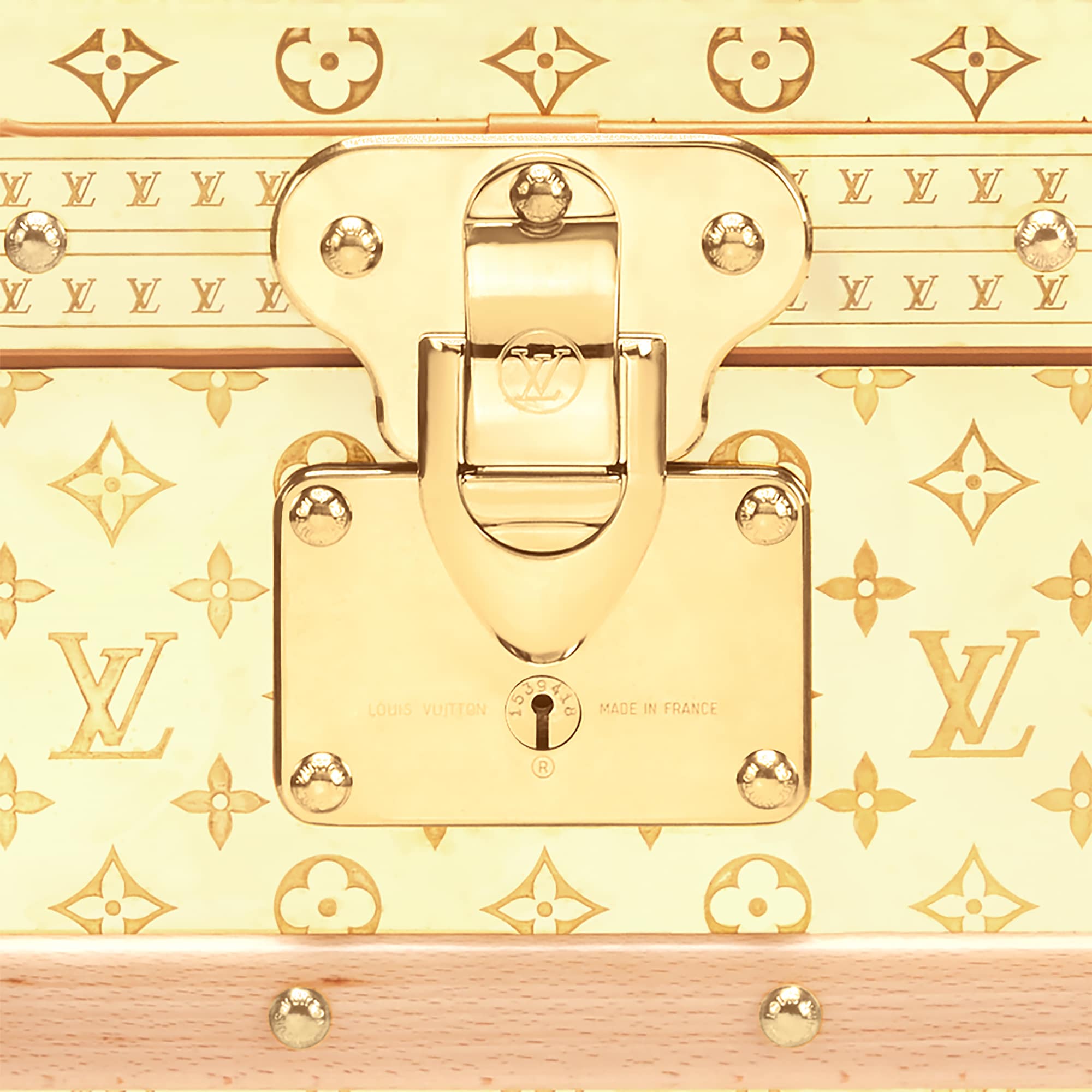 High End Leathers Trunks and Boxes Trunks and Suitcases Courrier Lozine 110 LV Brass | Louis Vuitton ® (Product zoom)