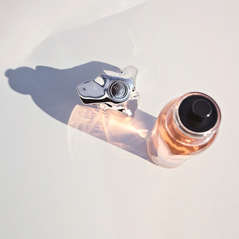 Dancing Blossom in Perfumes and Beauty's Exceptional Creations Les Extraits Collection collections by Louis Vuitton (Product zoom)