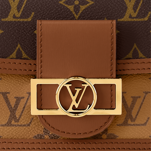 Dauphine Chain Wallet Other Monogram Canvas in Women's Wallets and Small Leather Goods All Wallets and Small Leather Goods for Women collections by Louis Vuitton (Product zoom)