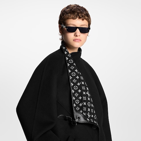 Double Face Clip Front Coat in Women's Ready-to-Wear Coats and Jackets collections by Louis Vuitton (Product zoom)