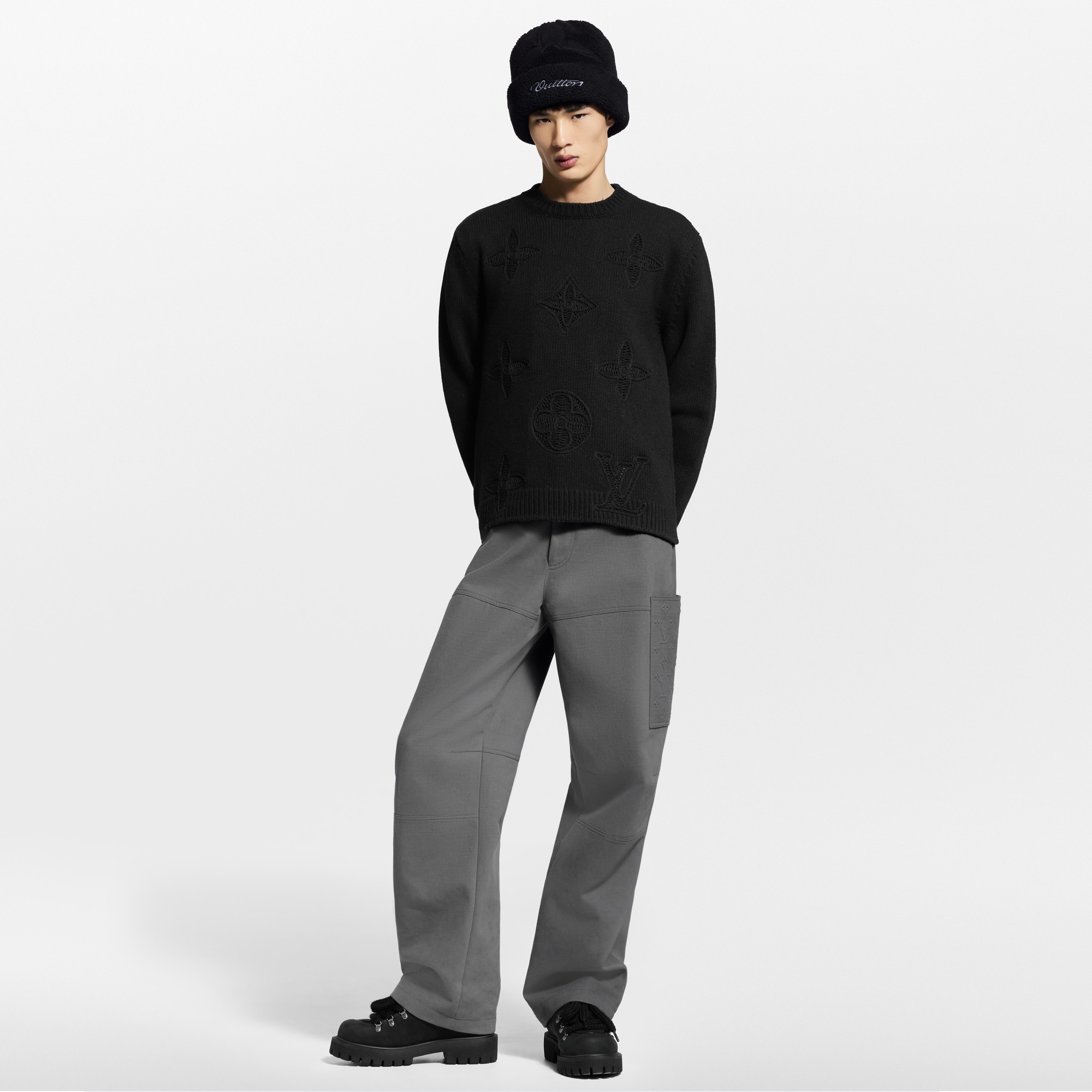 Embellished Knitted Crewneck  in New