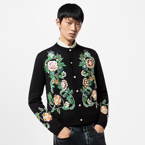 Embroidered Merino Wool Cardigan in Men's Ready-to-Wear Knitwear and Sweatshirts collections by Louis Vuitton (Product zoom)