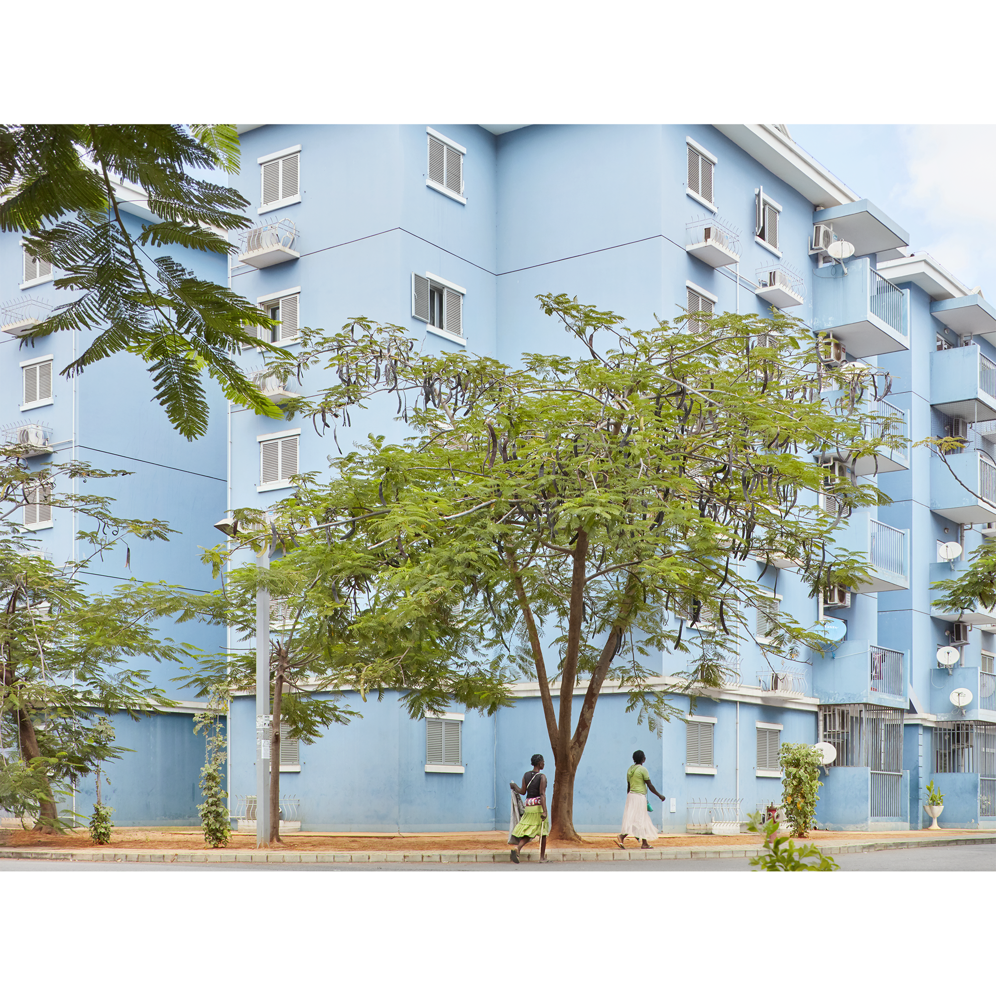 Fashion Eye Kilamba  in Trunks, Travel and Home