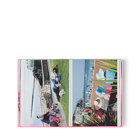 Fashion Eye United Kingdom in Trunks, Travel and Home's Books and Stationery Fashion Eye Books collections by Louis Vuitton (Product zoom)