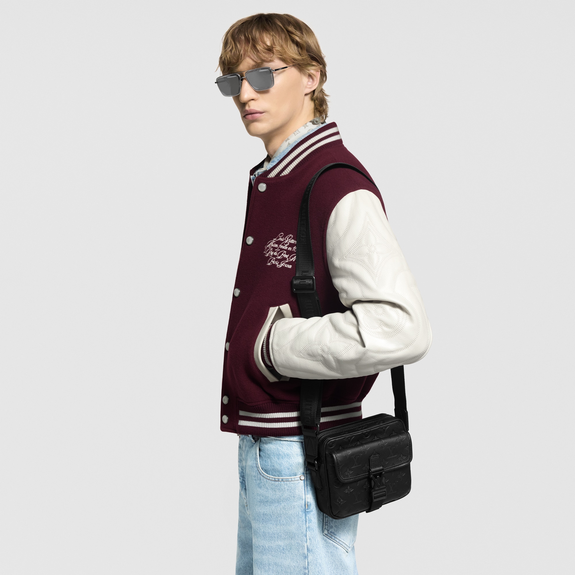 Getaway Messenger Monogram Shadow Leather in Bags and Small Leather Goods
