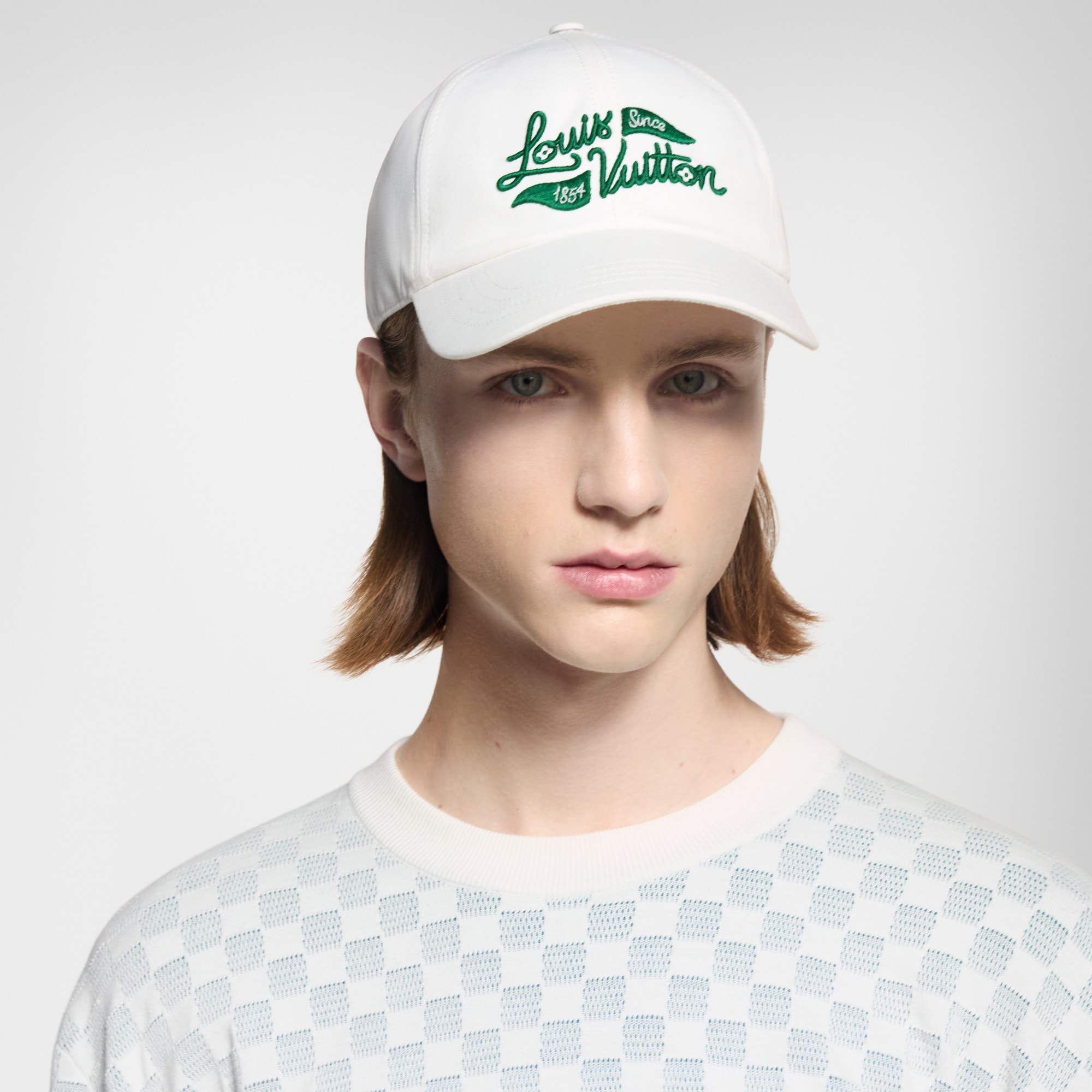 Golf Cap . in Men