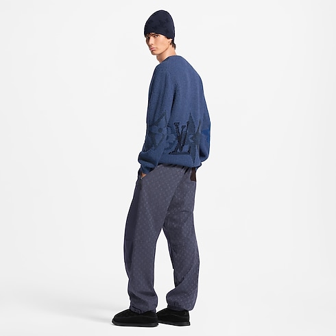 Graphic Crewneck in New's For Men Digital Preorder: LV Ski collections by Louis Vuitton (Product zoom)
