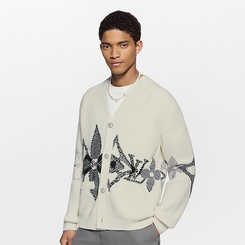 Graphic Knitted Cardigan in New's For Men LV Ski collections by Louis Vuitton (Product zoom)