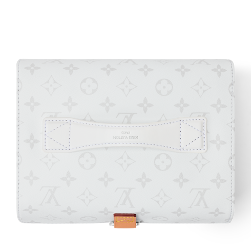 Hanging Toiletry Bag in New's For Men Digital Preorder: LV Ski collections by Louis Vuitton (Product zoom)