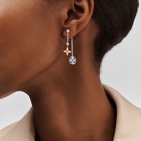 Idylle Blossom Long Earrings, 3 Golds And Diamonds in Jewellery's Categories All Fine Jewellery collections by Louis Vuitton (Product zoom)