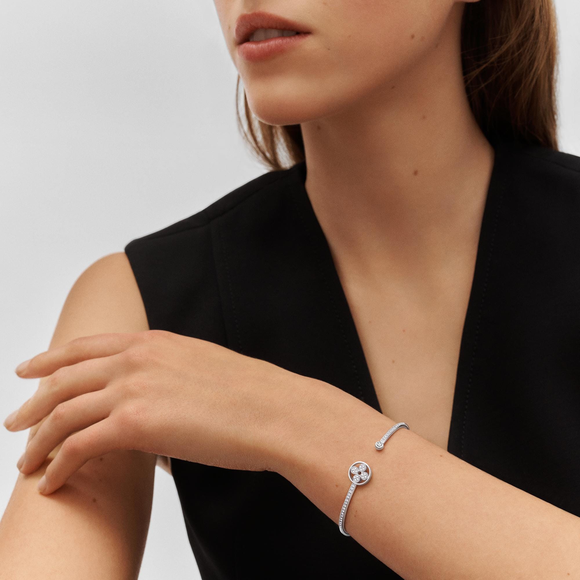 Idylle Blossom Twist Bracelet, White Gold And Diamonds  in Jewellery