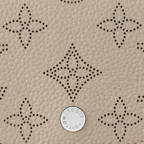 Iris Compact Wallet Mahina in Women's Wallets and Small Leather Goods All Wallets and Small Leather Goods for Women collections by Louis Vuitton (Product zoom)