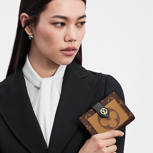 Juliette Wallet Monogram Reverse in Women's Wallets and Small Leather Goods All Wallets and Small Leather Goods for Women collections by Louis Vuitton (Product zoom)