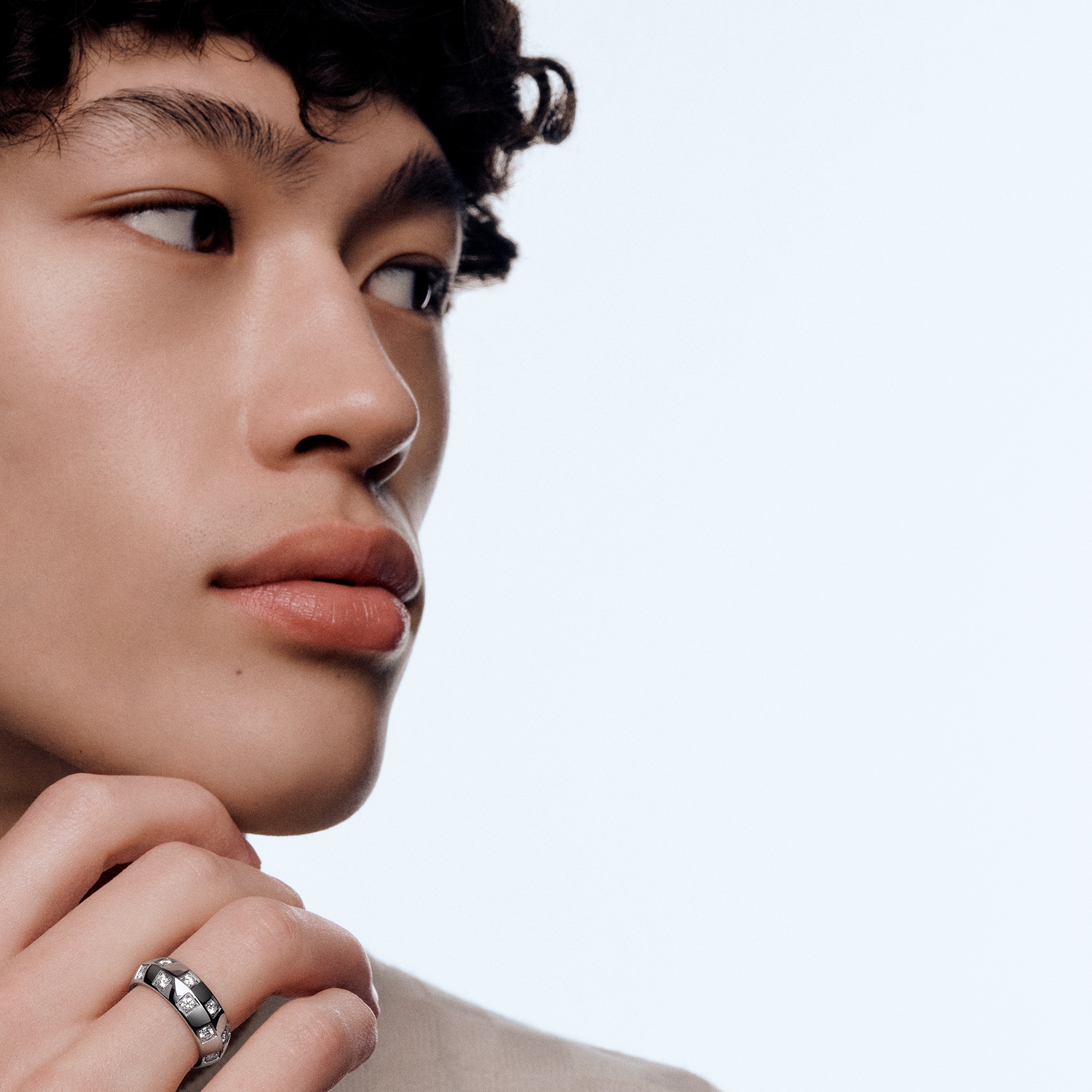 Le Damier de Louis Vuitton Large Ring, White Gold and Diamonds  in Jewellery