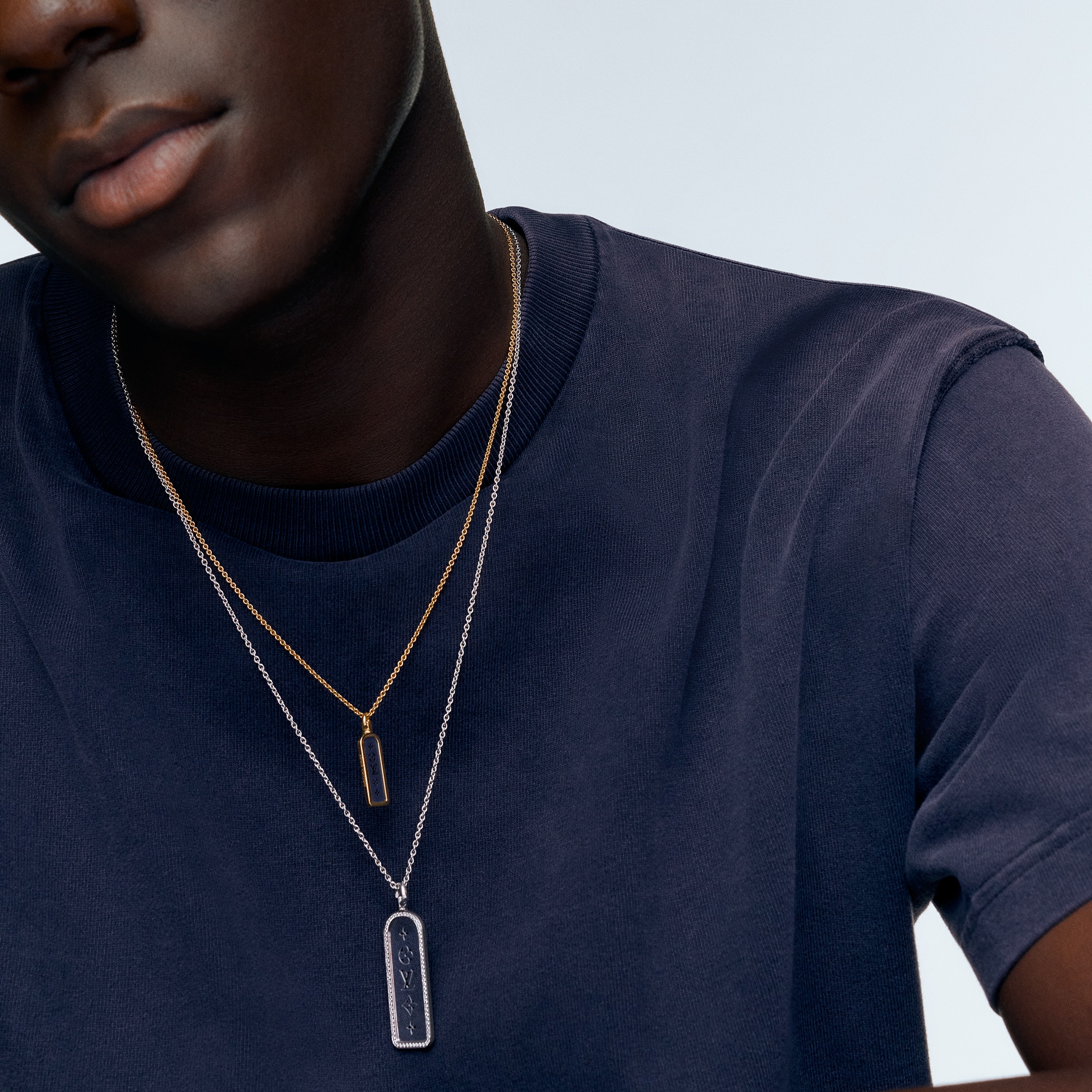 Les Gastons Vuitton Small Tag Pendant, Yellow Gold and Titanium  in Les Extraordinaires