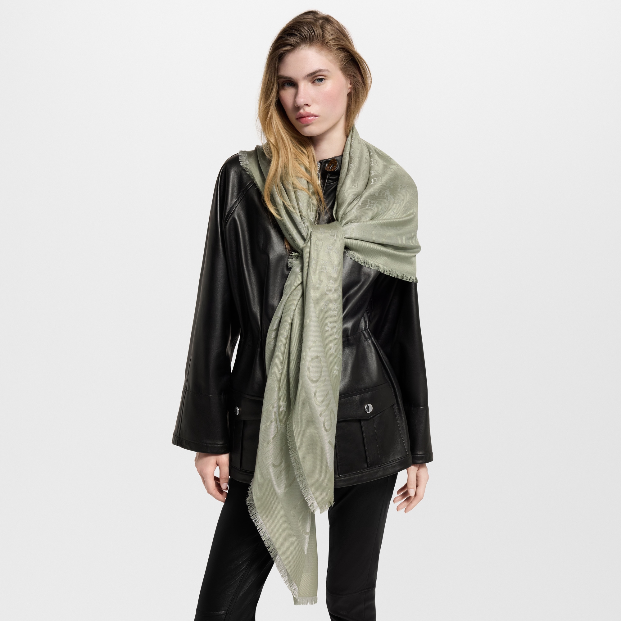 Lock And Go Shine Shawl . in Women