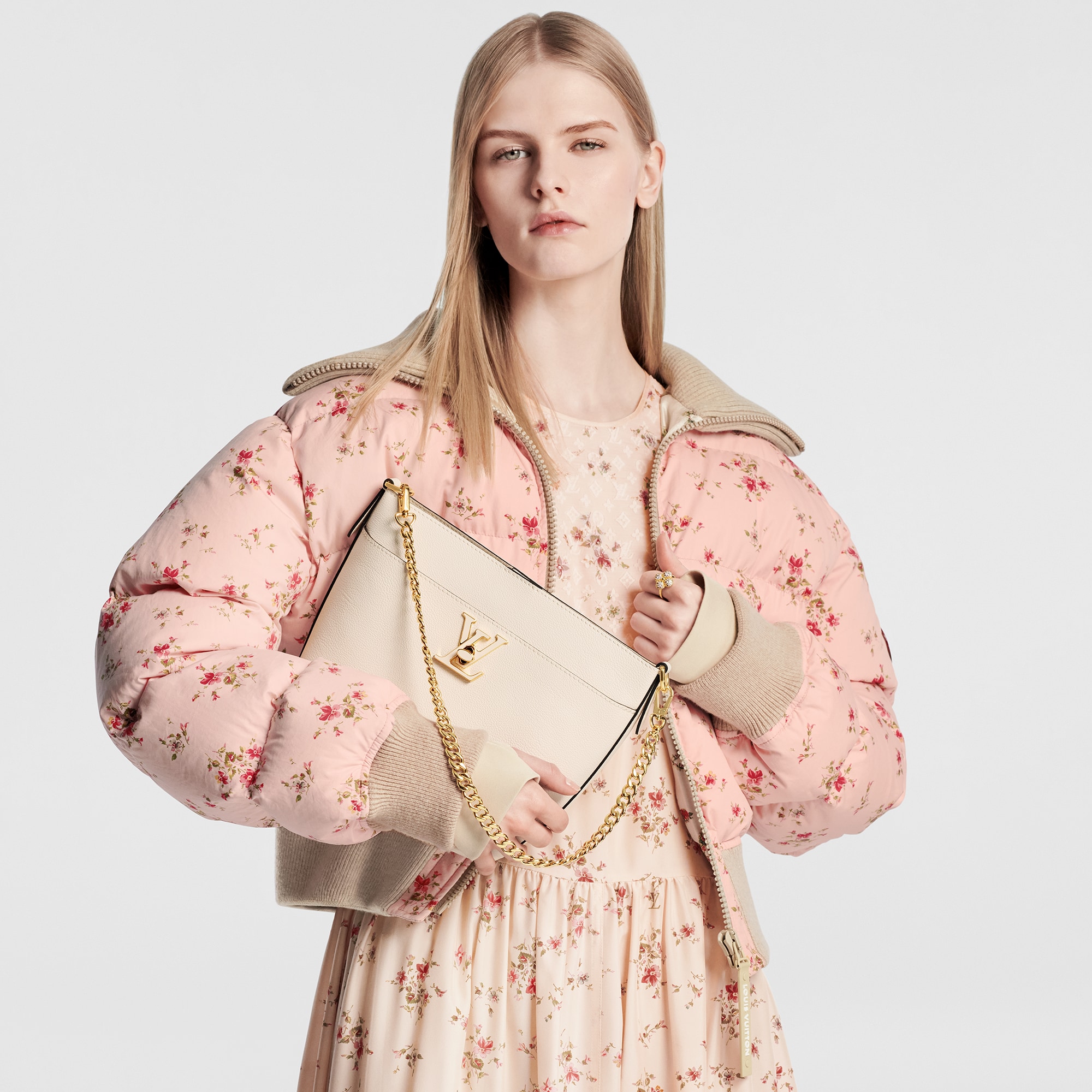 Lock and Walk Lockme in Women