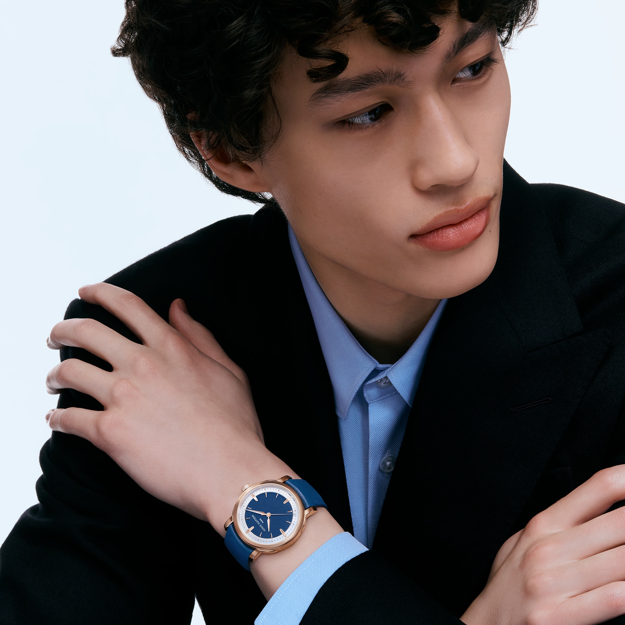 Louis Vuitton Escale, Automatic, 39mm, Pink gold  in Watches