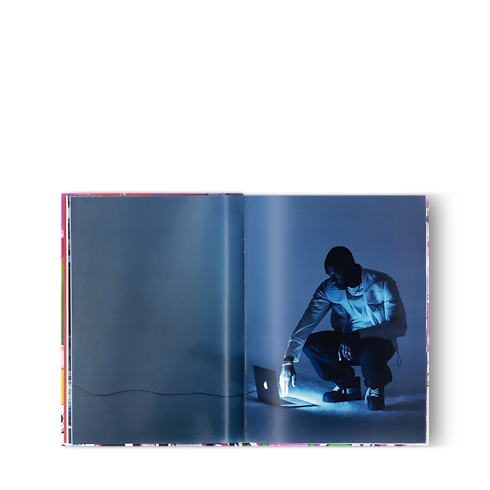 Louis Vuitton Virgil Abloh in Trunks, Travel and Home's Books and Stationery Hard Cover Books collections by Louis Vuitton (Product zoom)
