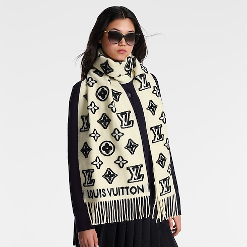LV 3D Scarf . in Women's Accessories Women's Scarves collections by Louis Vuitton (Product zoom)