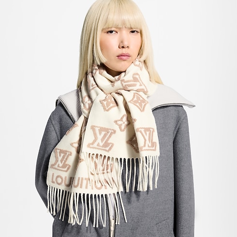 LV 3D Scarf . in Women's Accessories Women's Scarves collections by Louis Vuitton (Product zoom)