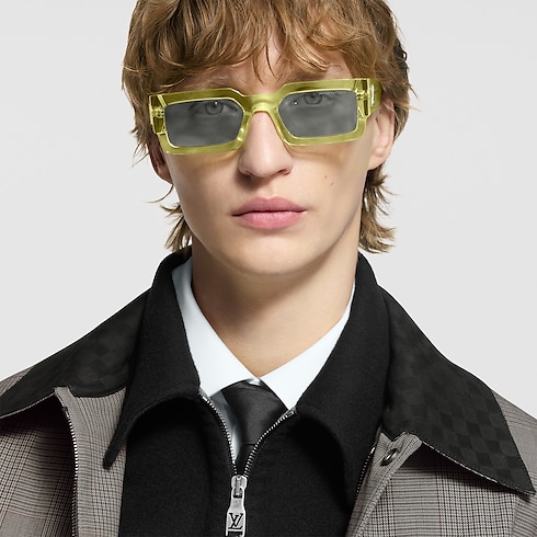LV Clash Low Square Sunglasses . in Men's Accessories Sunglasses collections by Louis Vuitton (Product zoom)