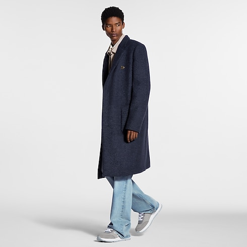 LV Classic Sneaker in Men's Shoes Sneakers for Men collections by Louis Vuitton (Product zoom)