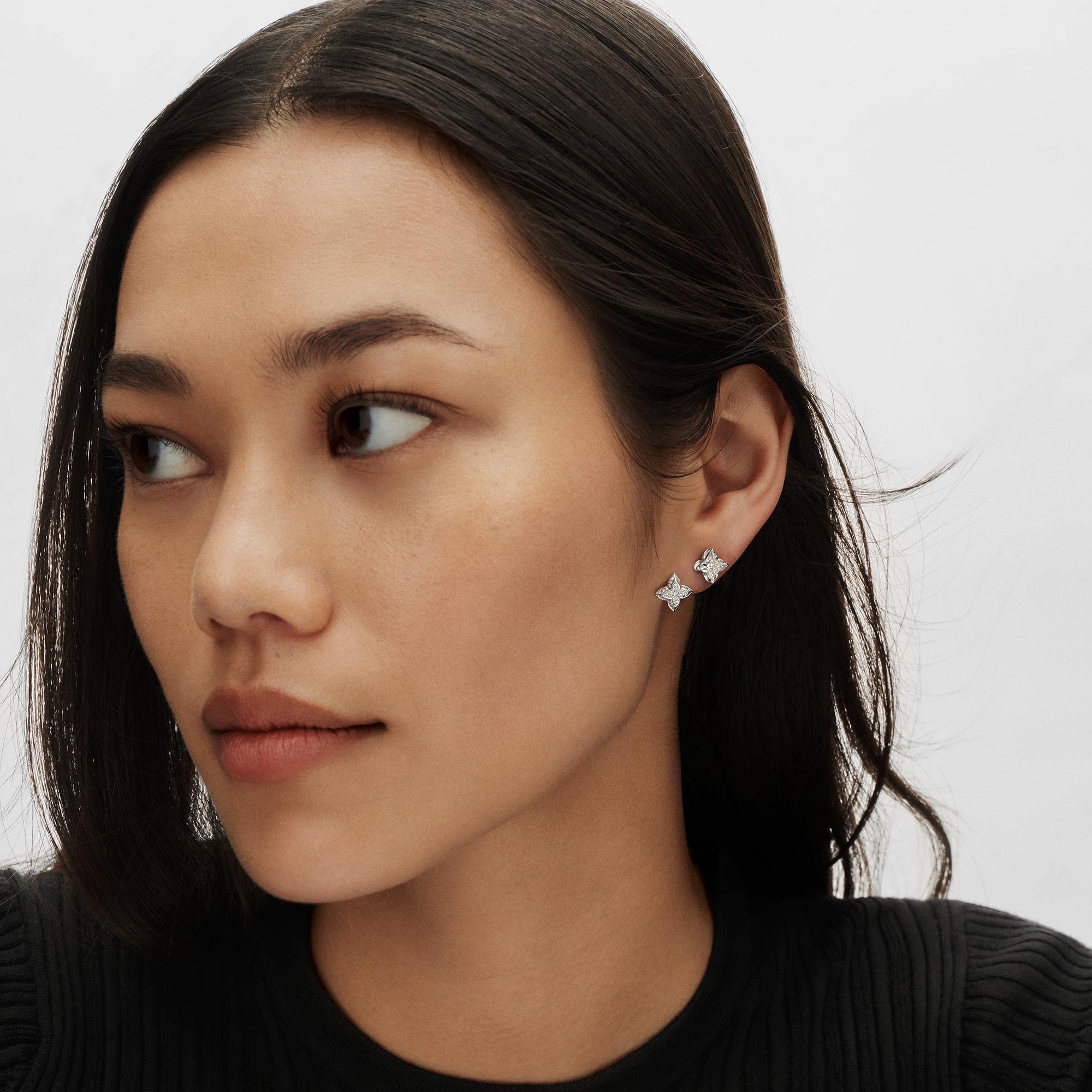 LV Diamonds Double Stud, Round Brilliant cut - per unit  in Jewellery