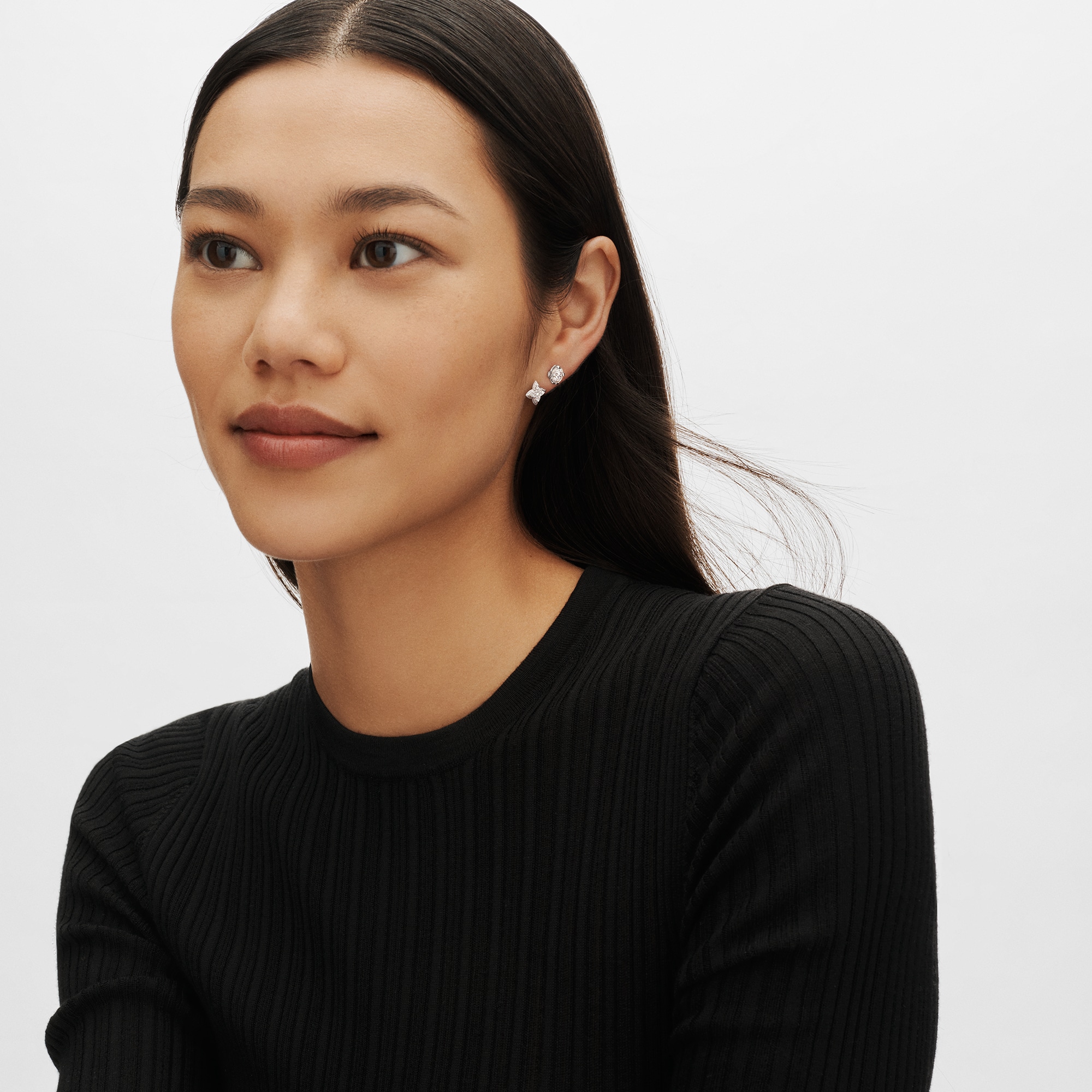 LV Diamonds Double Stud, Round Brilliant cut - per unit  in Jewellery