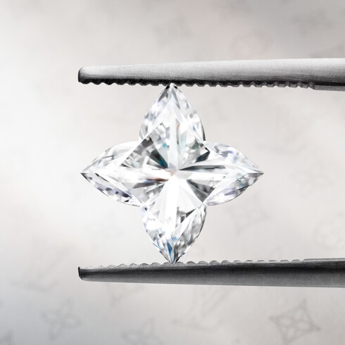 LV Diamonds Pavé Solitaire, LV Monogram Star Cut in Jewellery's Collections LV Diamonds collections by Louis Vuitton
