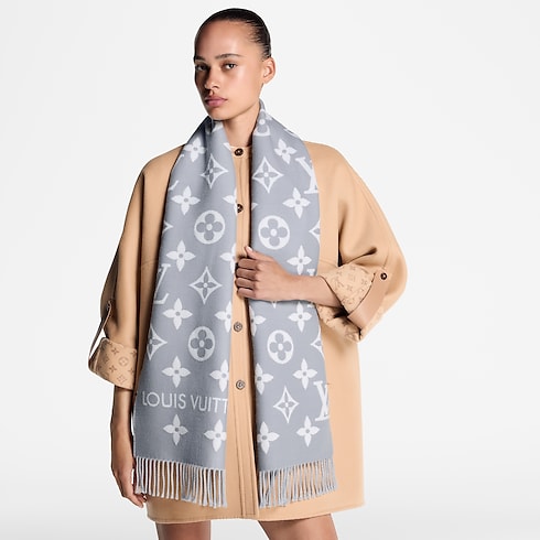 LV Essential Scarf . in Women's Accessories Women's Scarves collections by Louis Vuitton (Product zoom)