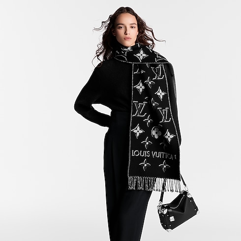 LV Essential Shine Scarf . in Women's Accessories Women's Scarves collections by Louis Vuitton (Product zoom)