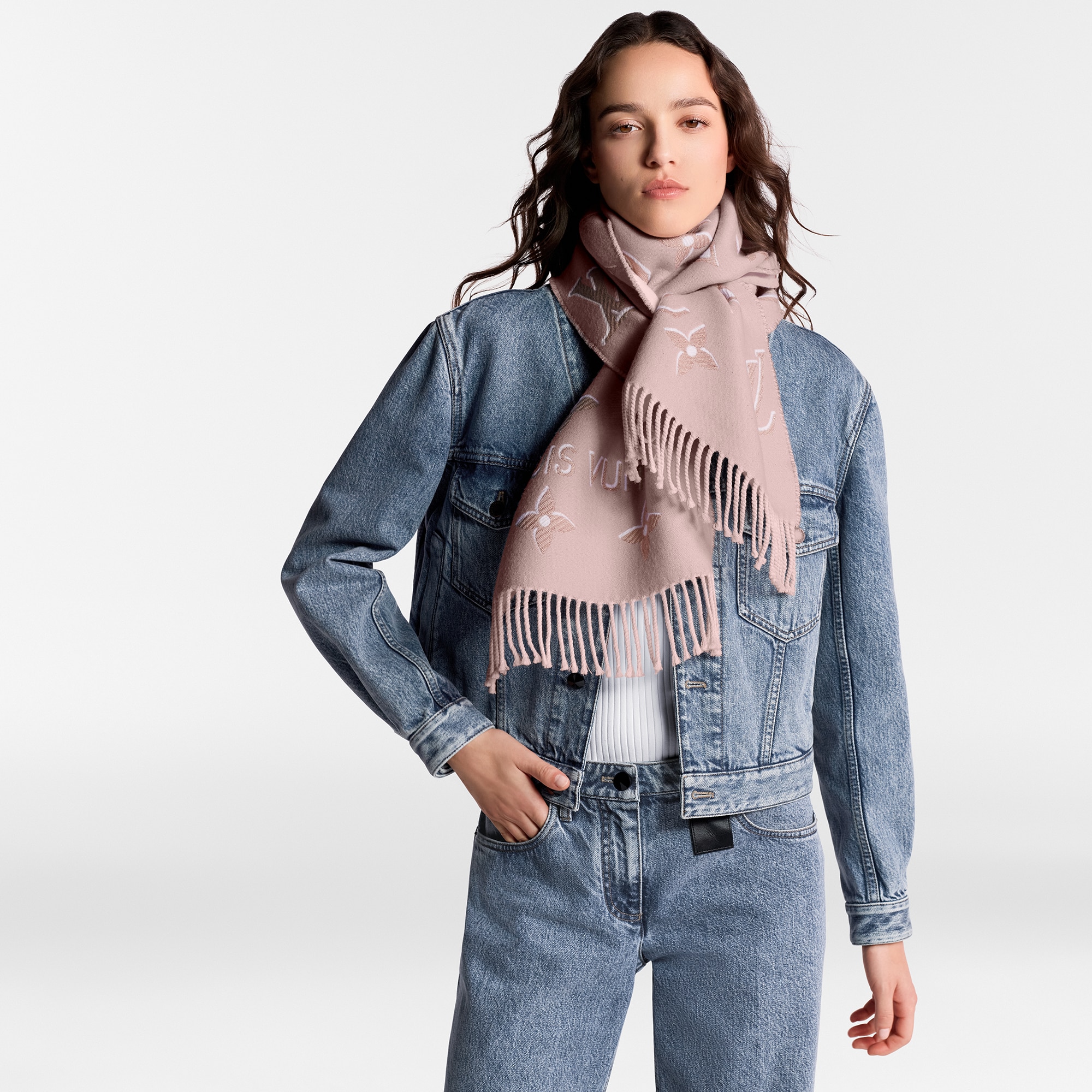 LV Essential Shine Scarf . in Women