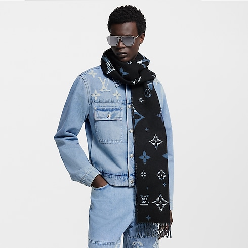 LV Galaxy Tartan Scarf . in Men's Accessories Scarves for Men collections by Louis Vuitton (Product zoom)