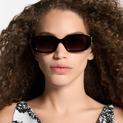 LV Go-14 Oval Sunglasses . in Women's Accessories Sunglasses collections by Louis Vuitton (Product zoom)