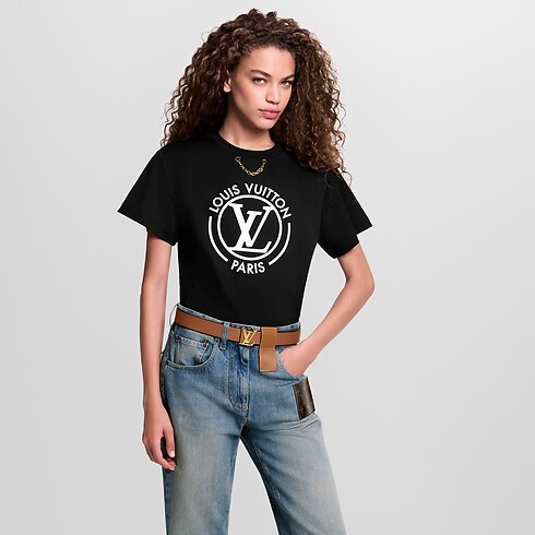 LV Initiales 30mm Reversible Belt cropped worn view