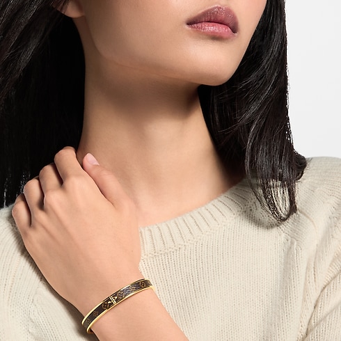 LV Initiales Bracelet cropped worn view