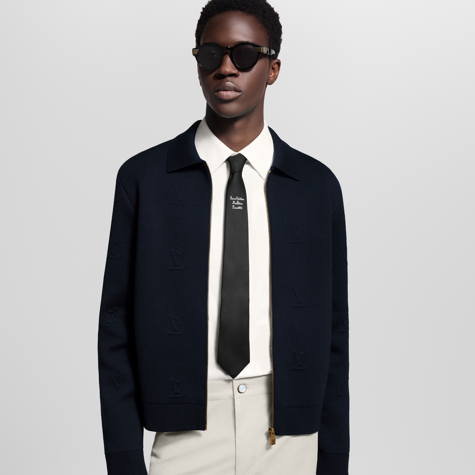LV Malletier Tie . in Men
