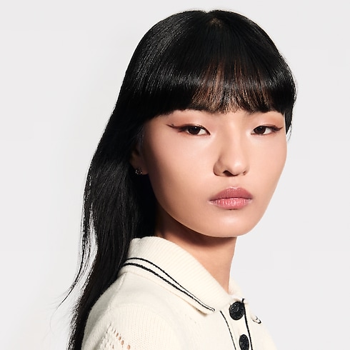 LV Ombres - Eyeshadow Palette in Perfumes and Beauty's Eyes } collections by Louis Vuitton (Product zoom)